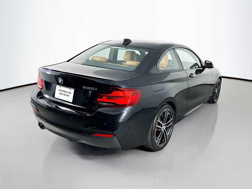 Used 2020 BMW 230i Coupe w/ M Sport Package image 9