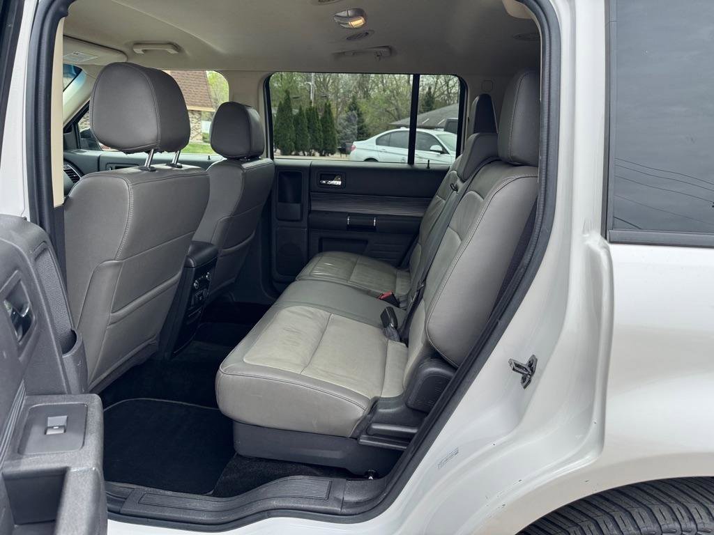 Used 2016 Ford Flex SEL w/ Equipment Group 202A AWD/4WD image 17