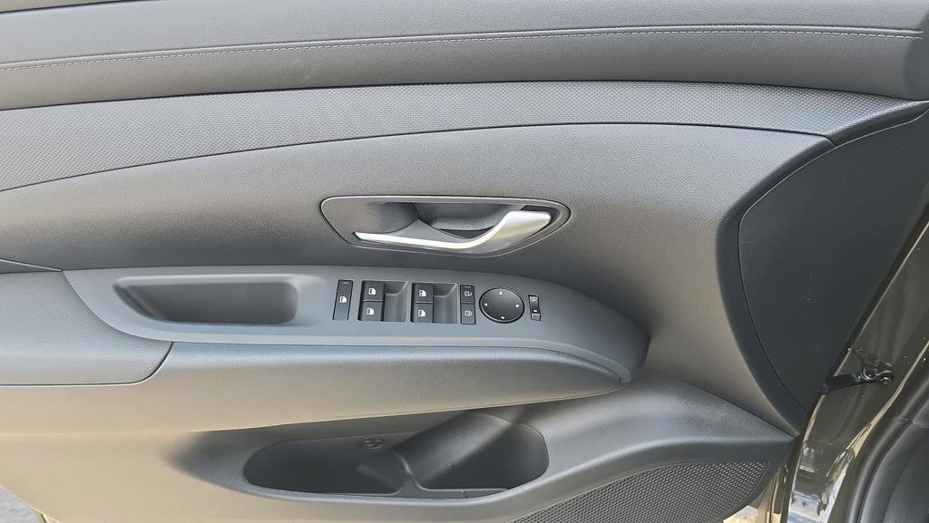 New 2026 Hyundai Tucson SE FWD image 16