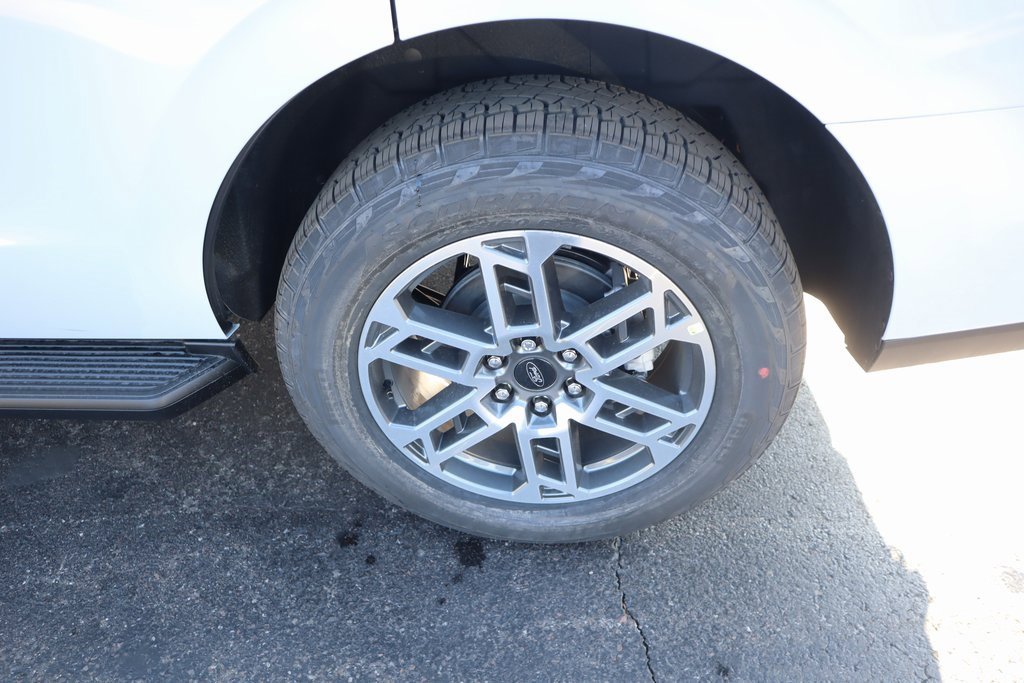 New 2025 Ford Expedition Active image 20