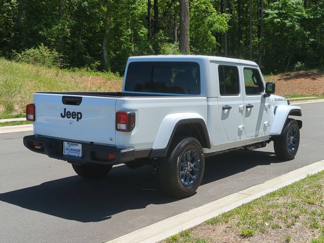 New 2026 Jeep Gladiator Sport AWD/4WD image 13