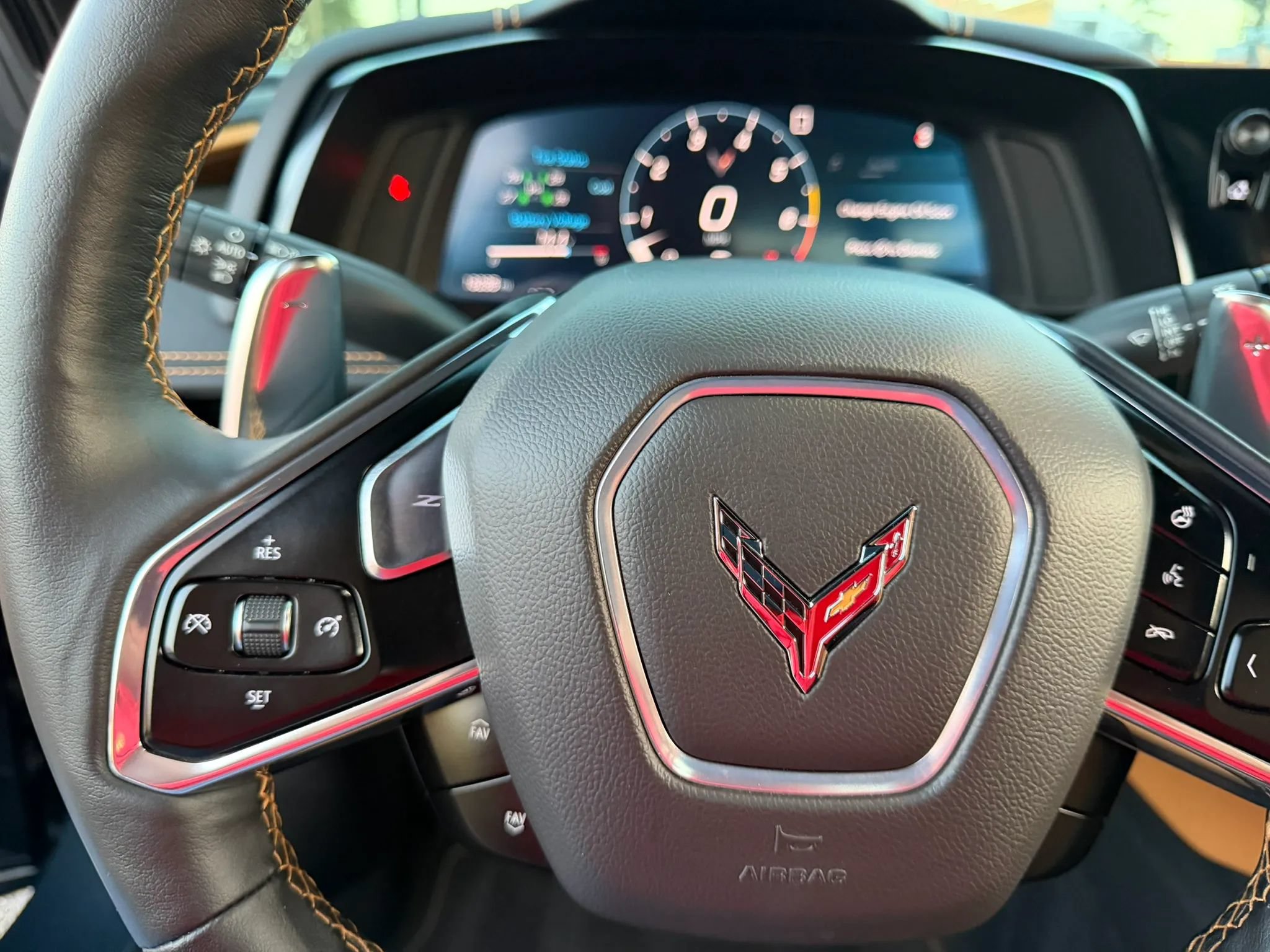 Used 2020 Chevrolet Corvette Stingray Preferred Cpe w/ 2LT Preferred Equipment Group RWD image 32