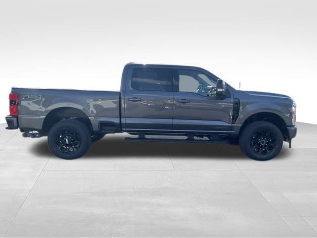New 2026 Ford F250 Lariat w/ Black Appearance Package image 7