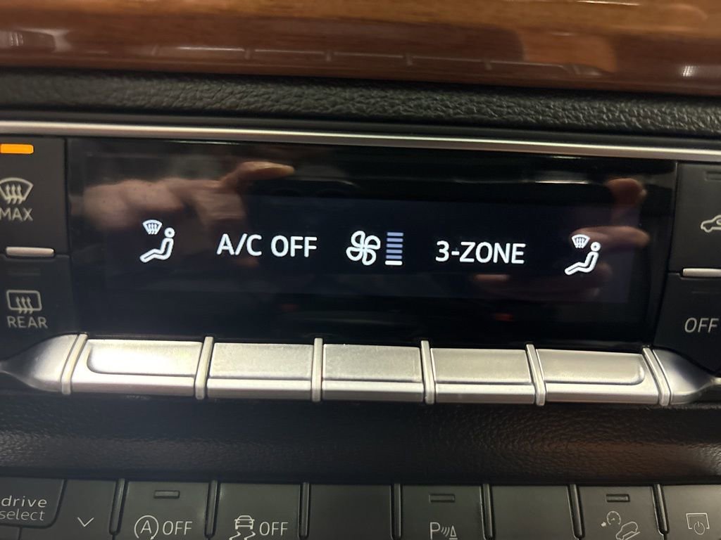 Used 2023 Audi Q5 2.0T Premium w/ Convenience Package AWD/4WD image 23