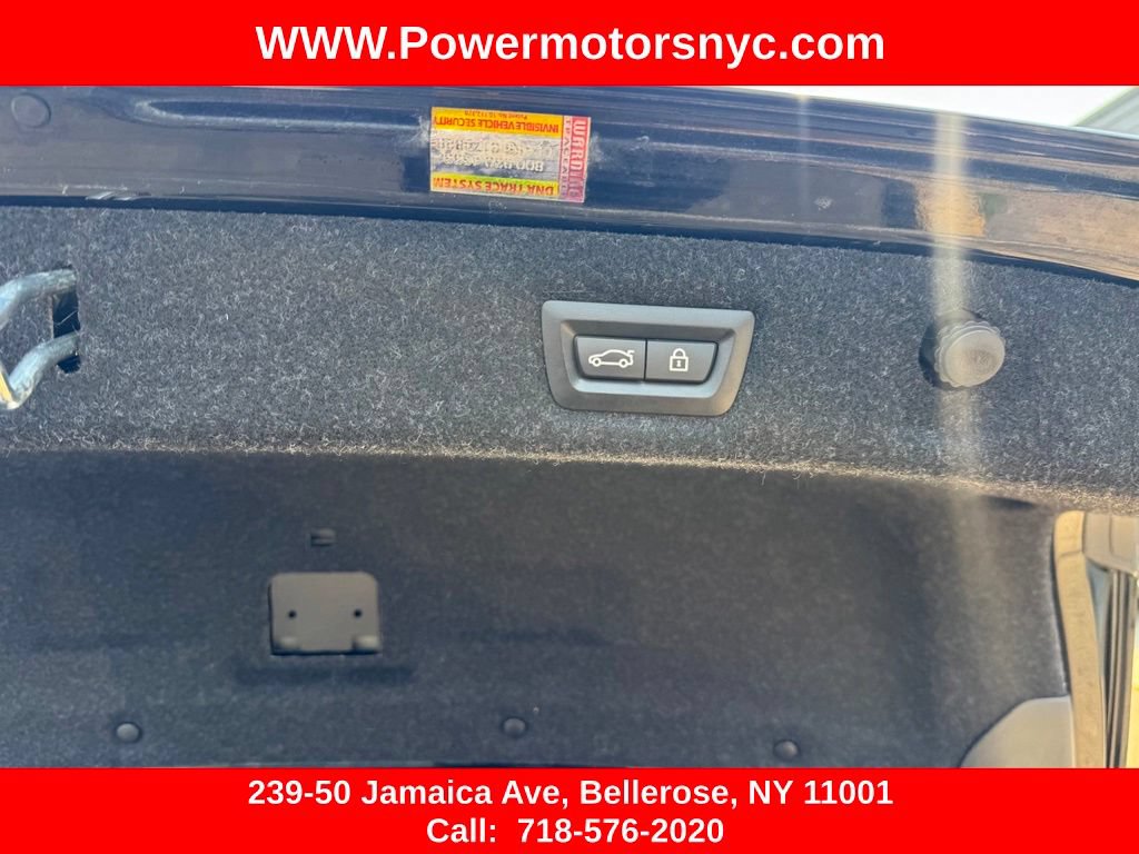 Used 2019 BMW 530e w/ Convenience Package RWD image 25