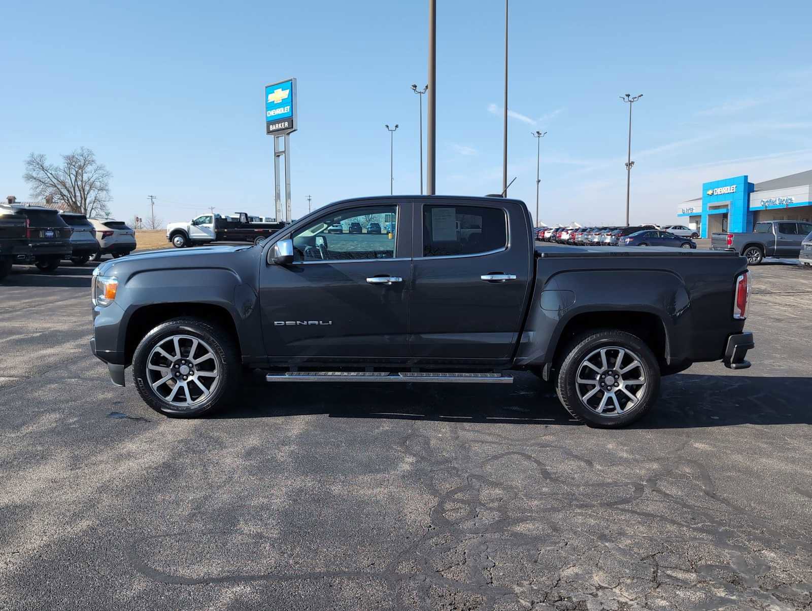 Used 2021 GMC Canyon Denali image 5