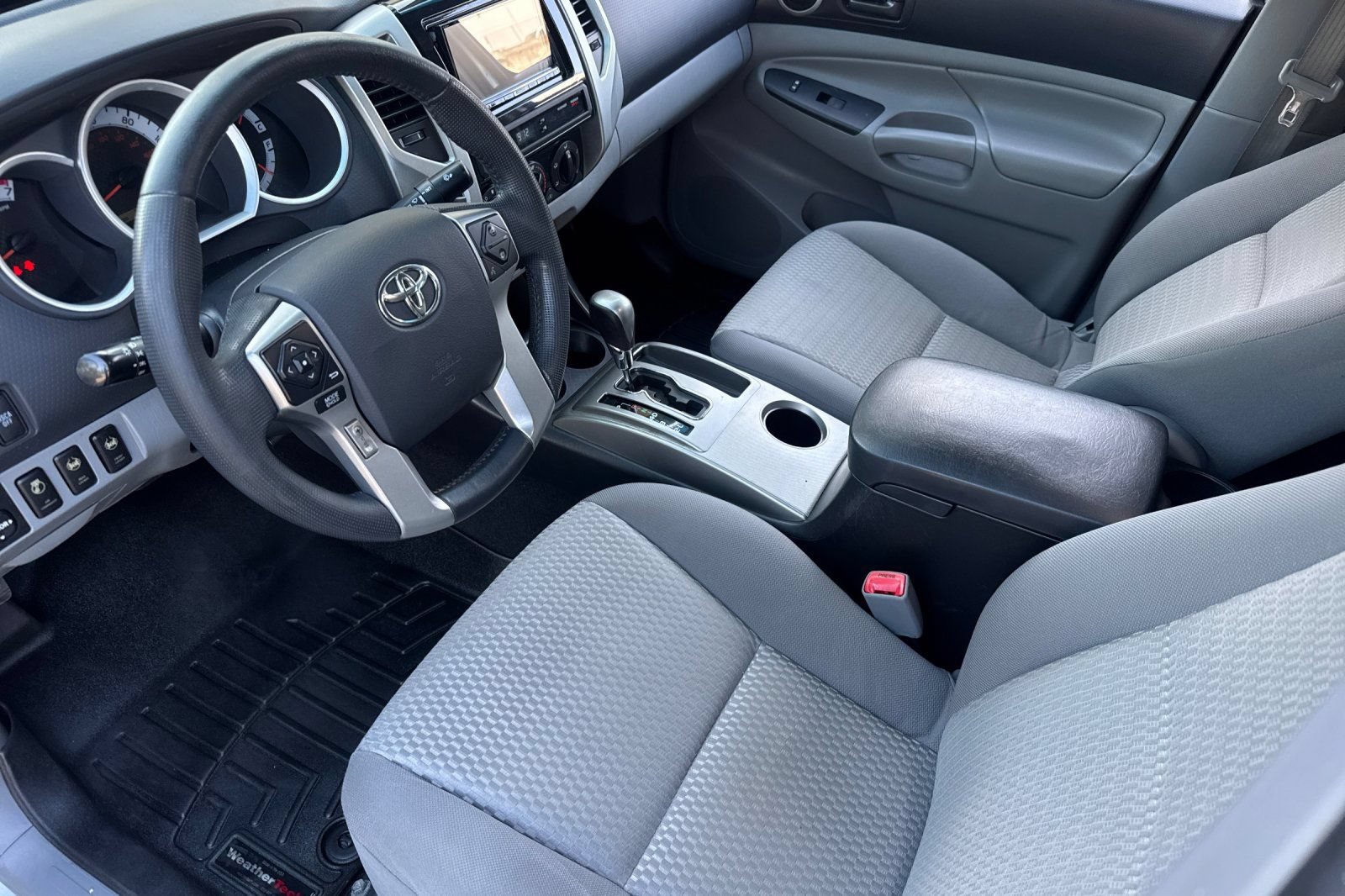 Used 2014 Toyota Tacoma 4x4 Double Cab w/ SR5 Package image 13