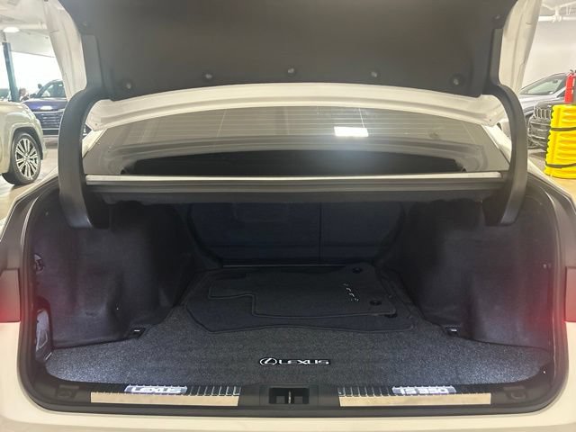 Used 2023 Lexus IS 350 F Sport AWD/4WD image 33