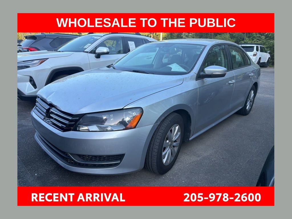 Used 2013 Volkswagen Passat 2.5 S image 1