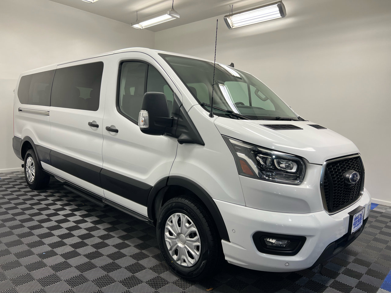 Used 2023 Ford Transit 350 XLT