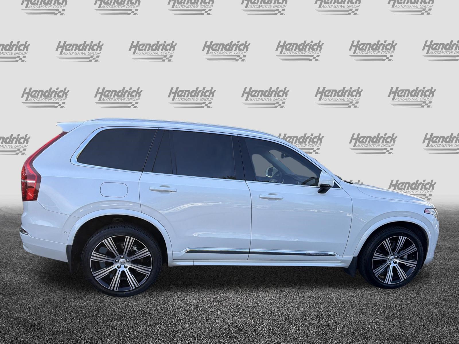 Certified 2024 Volvo XC90 T8 Plus w/ Protection Package AWD/4WD image 11