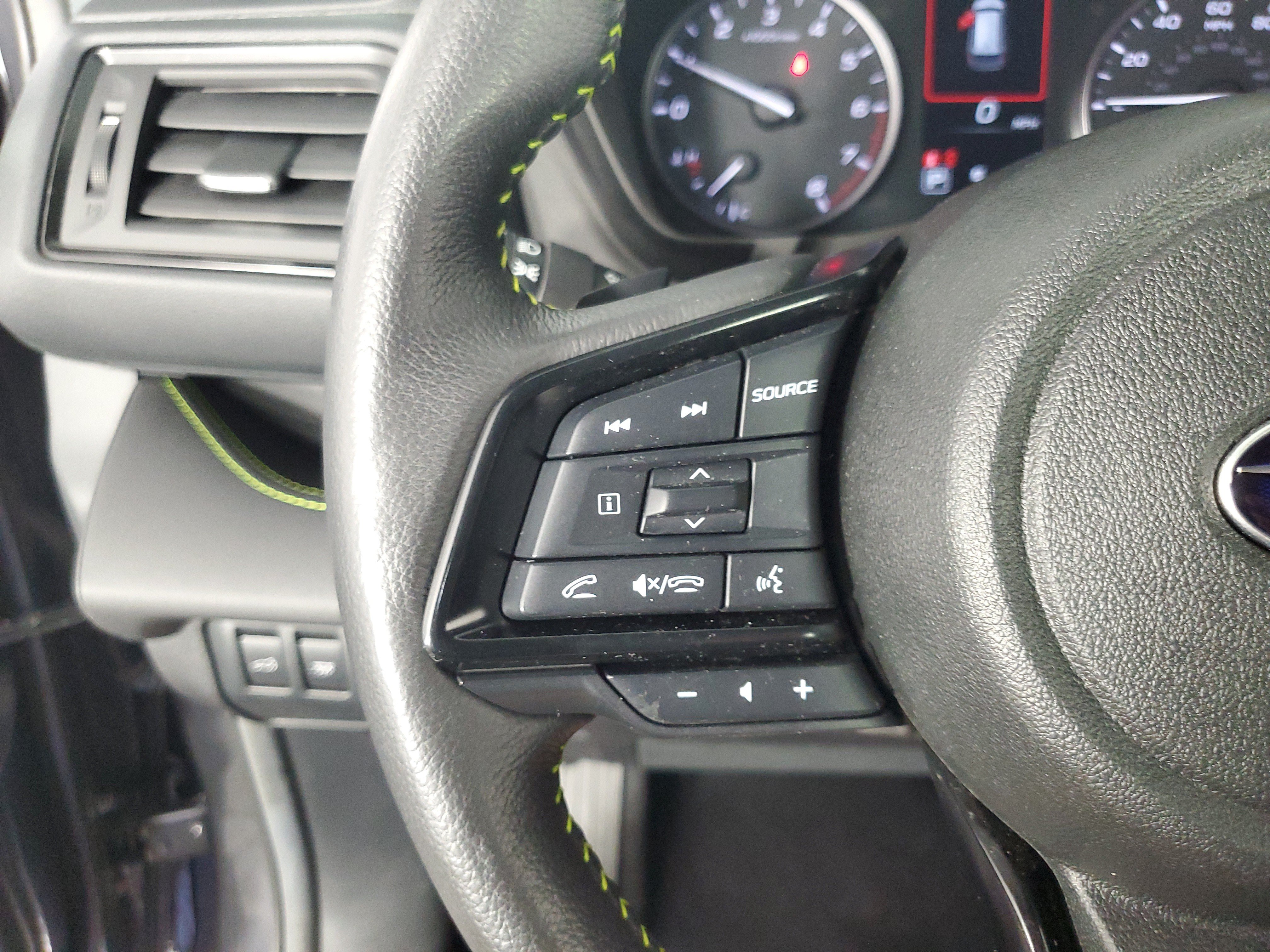 Used 2024 Subaru Ascent Onyx Edition AWD/4WD image 30