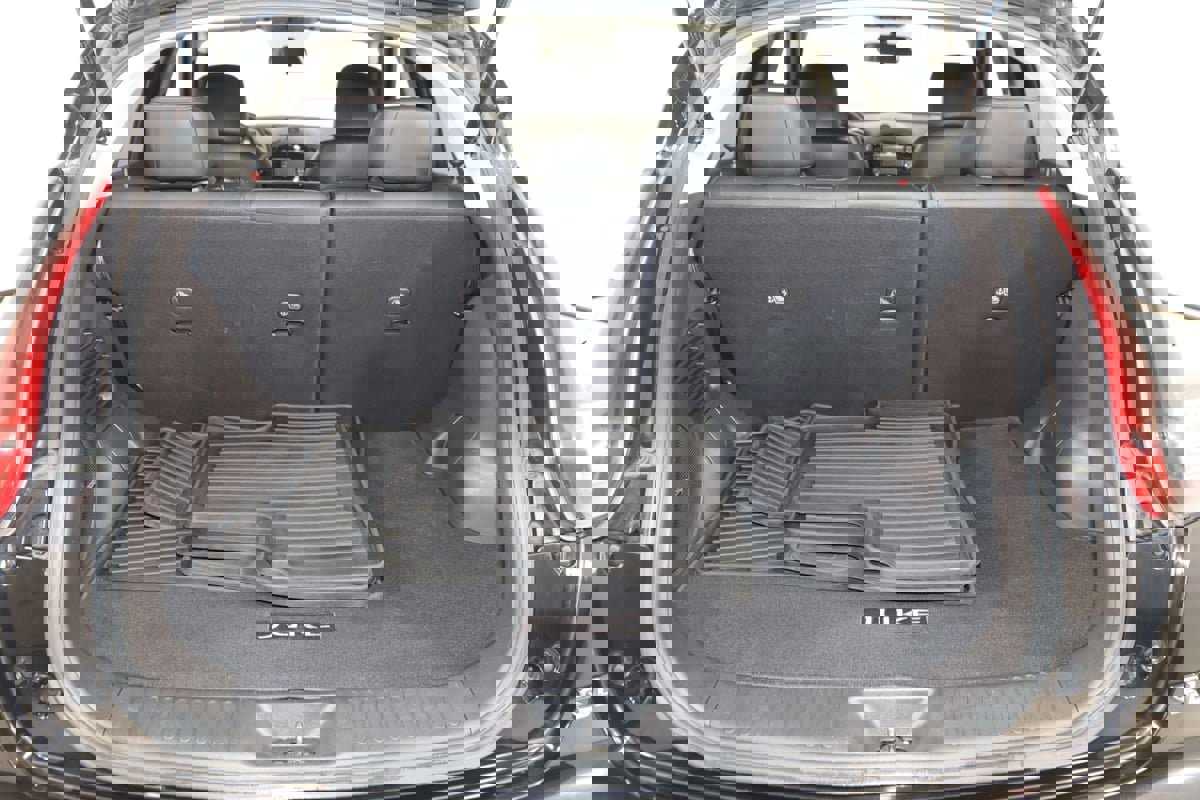 Used 2016 Nissan Juke SL image 44