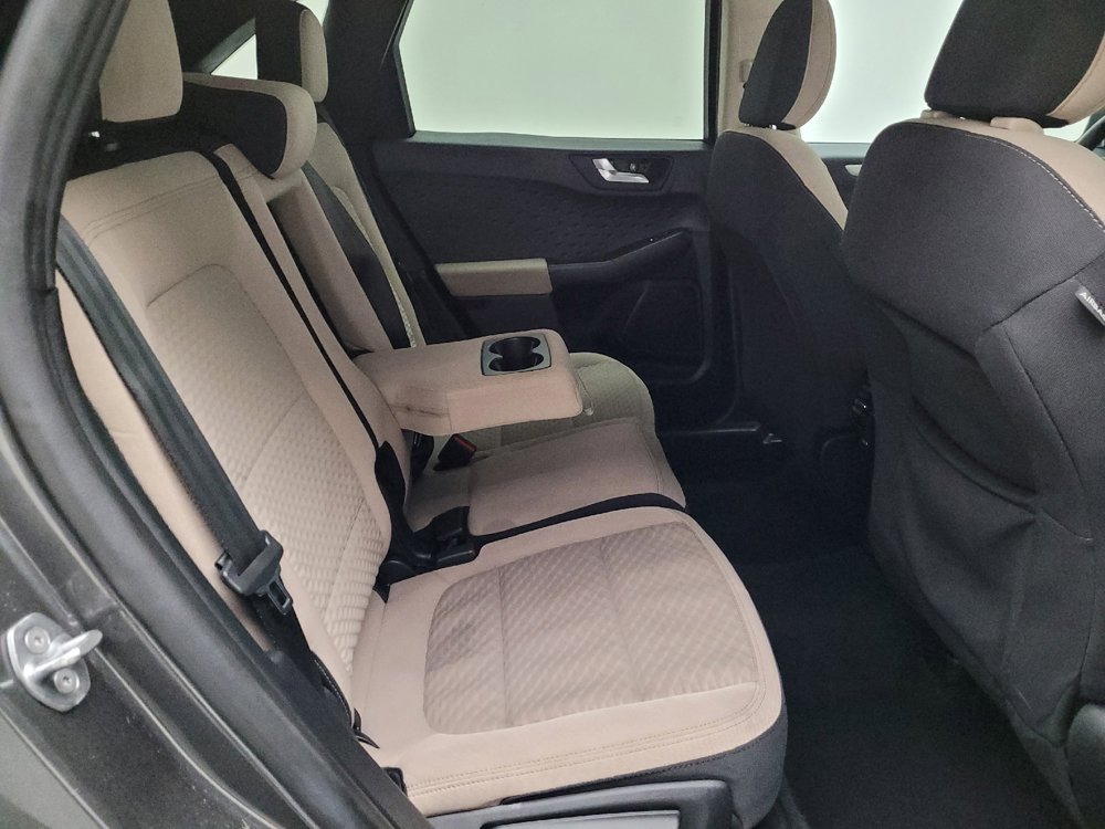 Used 2020 Ford Escape SE FWD image 19