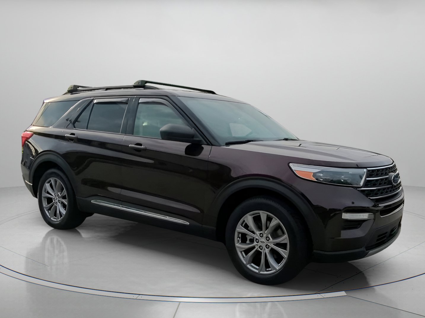 Certified 2022 Ford Explorer XLT w/ Equipment Group 202A RWD image 36