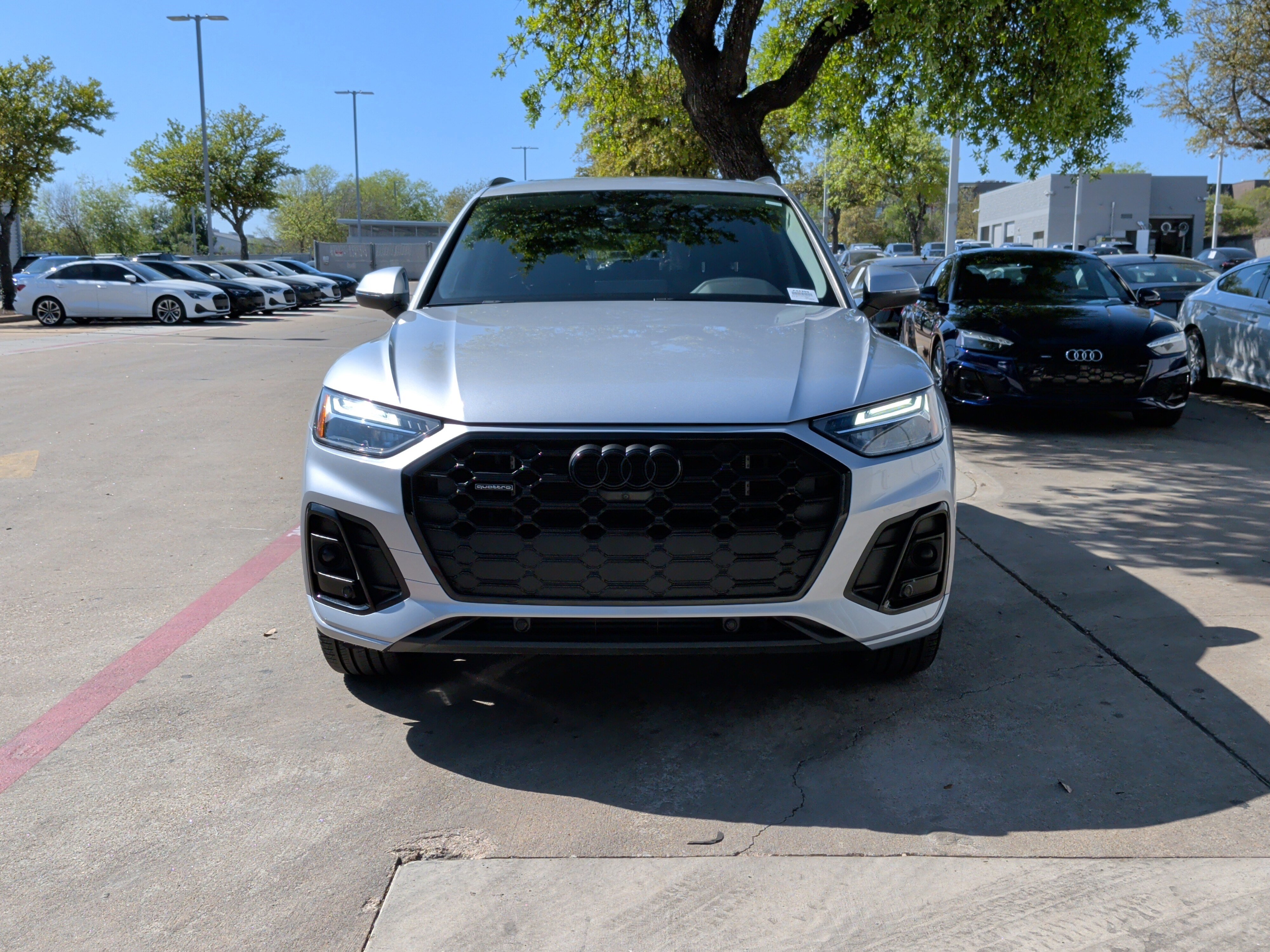 Certified 2023 Audi Q5 e Premium Plus w/ Premium Plus Package image 3