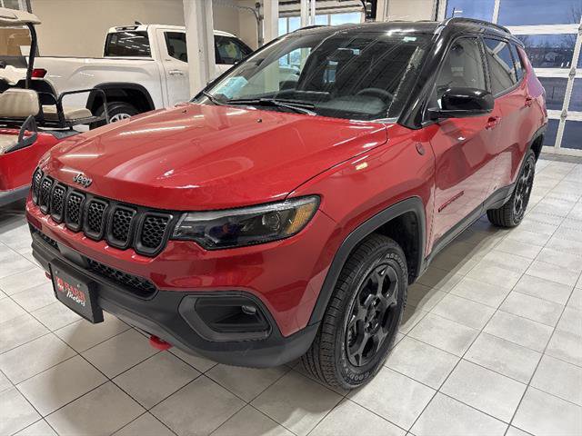 Used 2023 Jeep Compass Trailhawk w/ Trailhawk Elite Group image 1