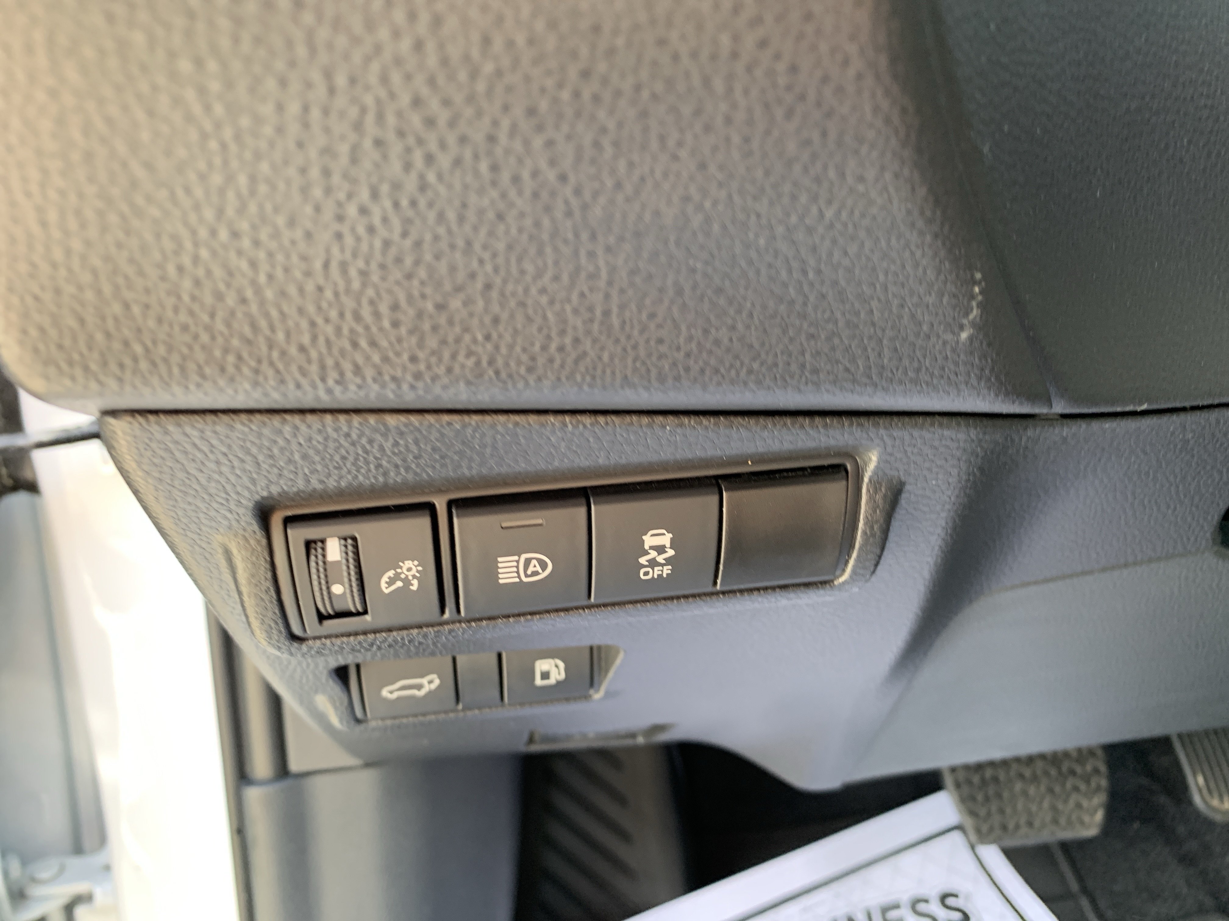 Used 2024 Toyota Corolla Cross AWD Hybrid w/ Convenience Package image 21
