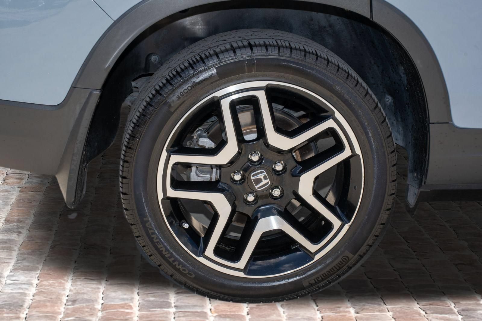 Used 2023 Honda Passport Elite image 44