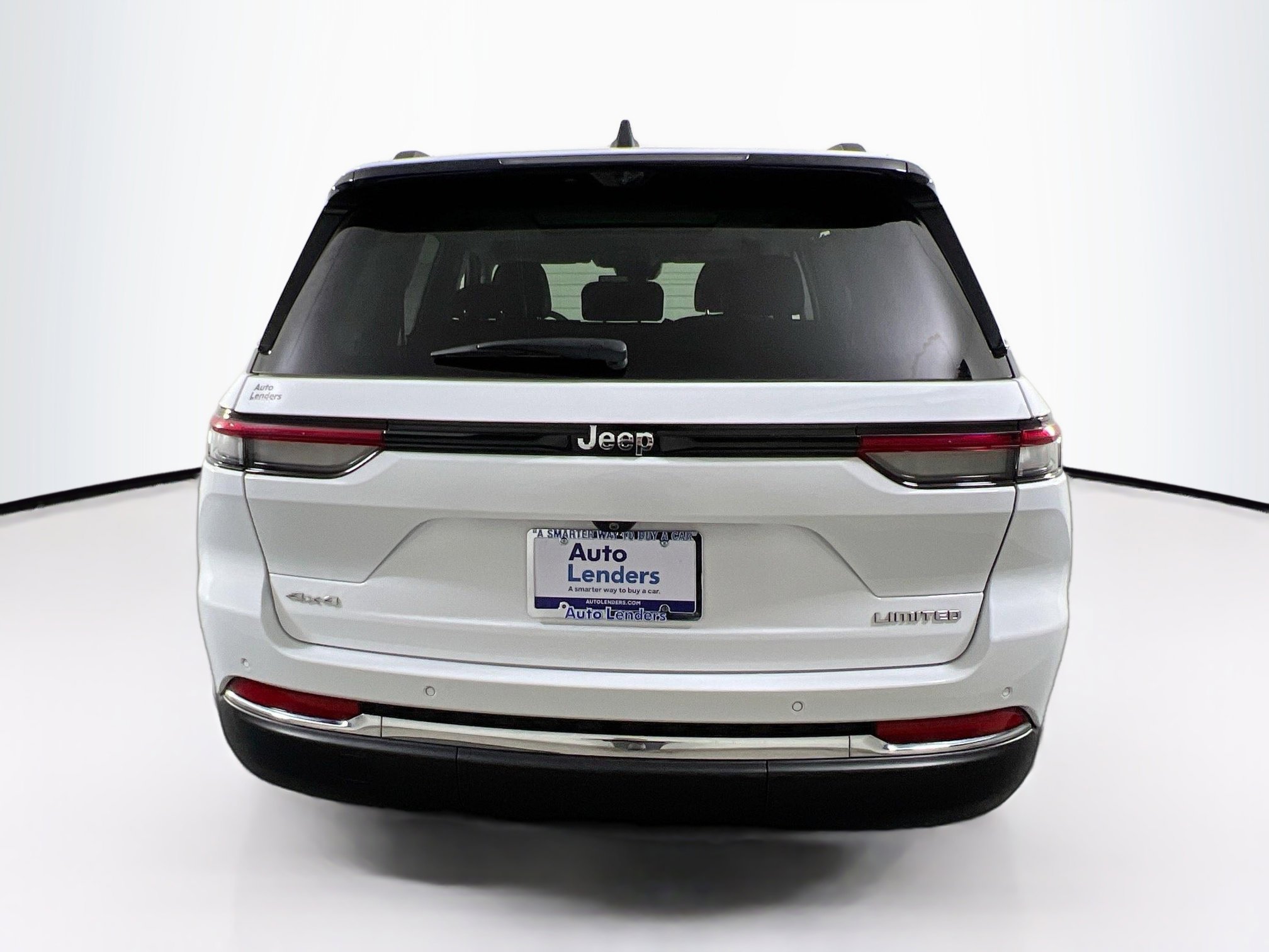 Used 2023 Jeep Grand Cherokee Limited w/ Luxury Tech Group II AWD/4WD image 6
