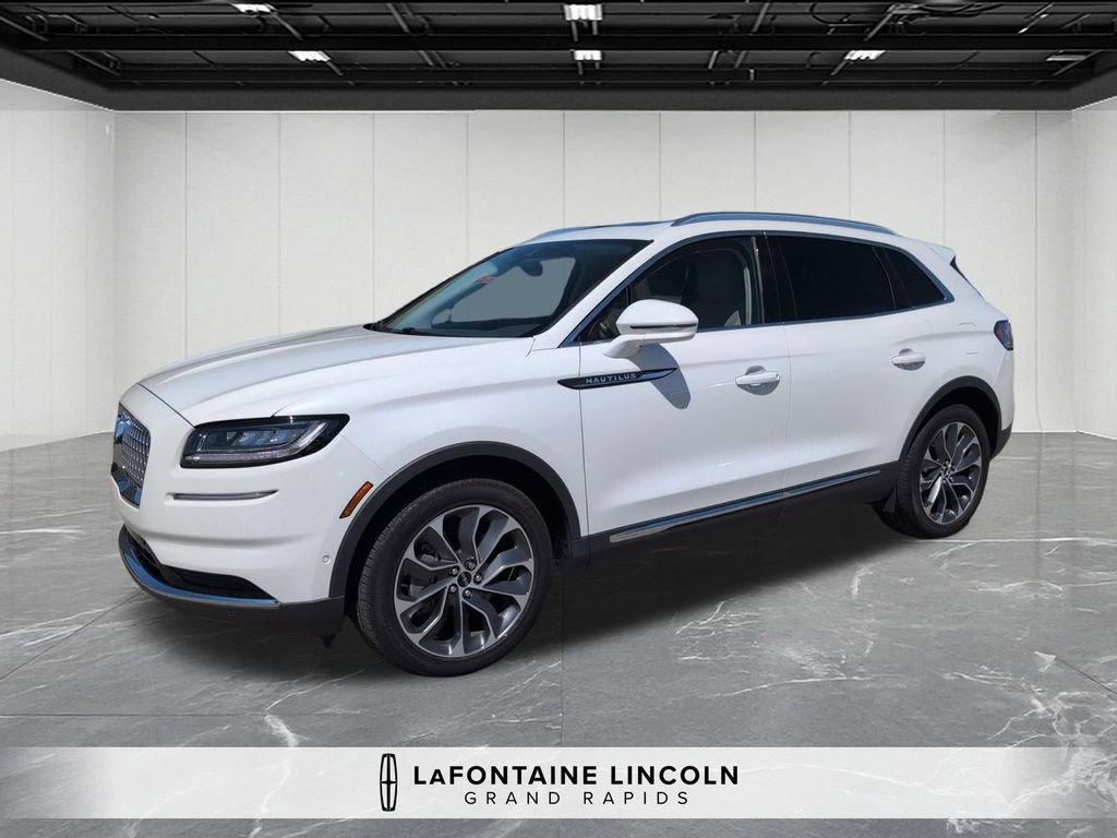 Certified 2023 Lincoln Nautilus Reserve w/ Equipment Group 201A AWD/4WD image 1