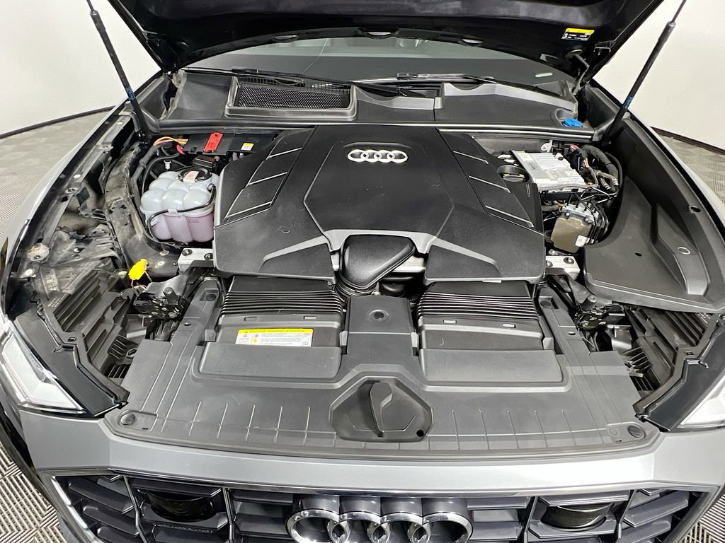 Used 2019 Audi Q8 AWD/4WD image 31