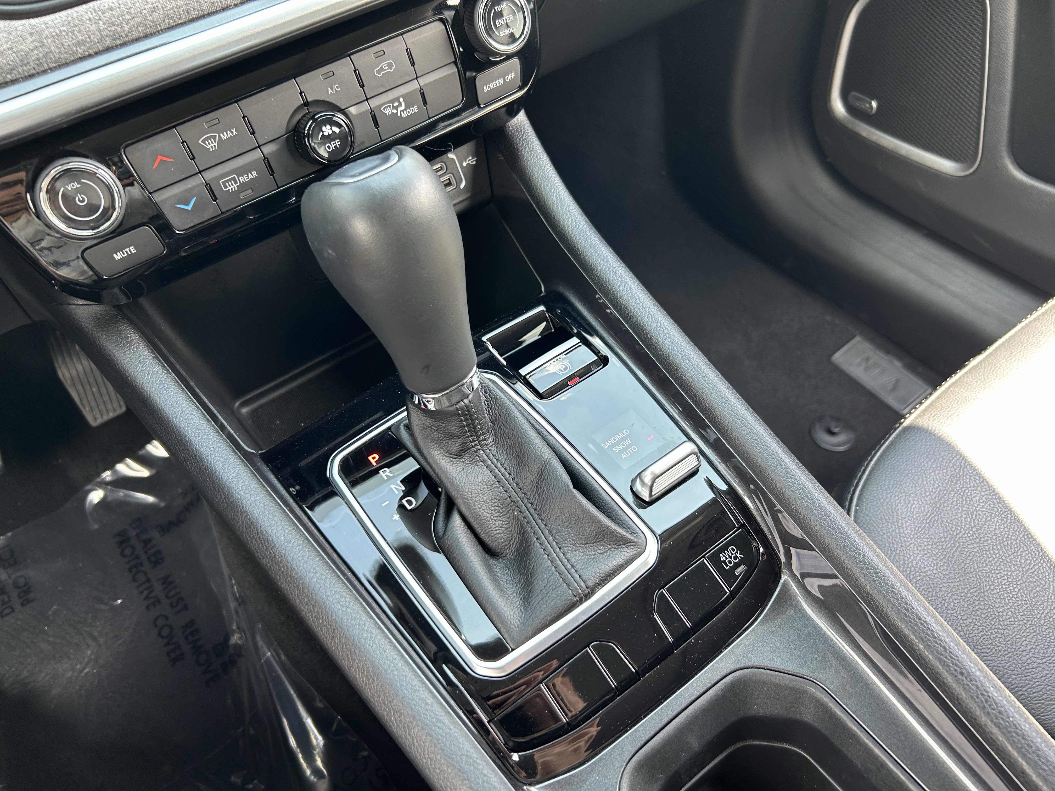 Used 2022 Jeep Compass Latitude w/ Sun and Sound Group AWD/4WD image 15