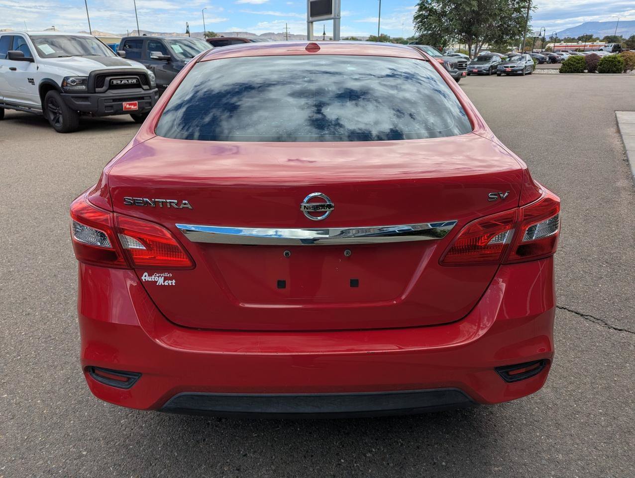 Used 2017 Nissan Sentra SV w/ Style Package FWD image 4