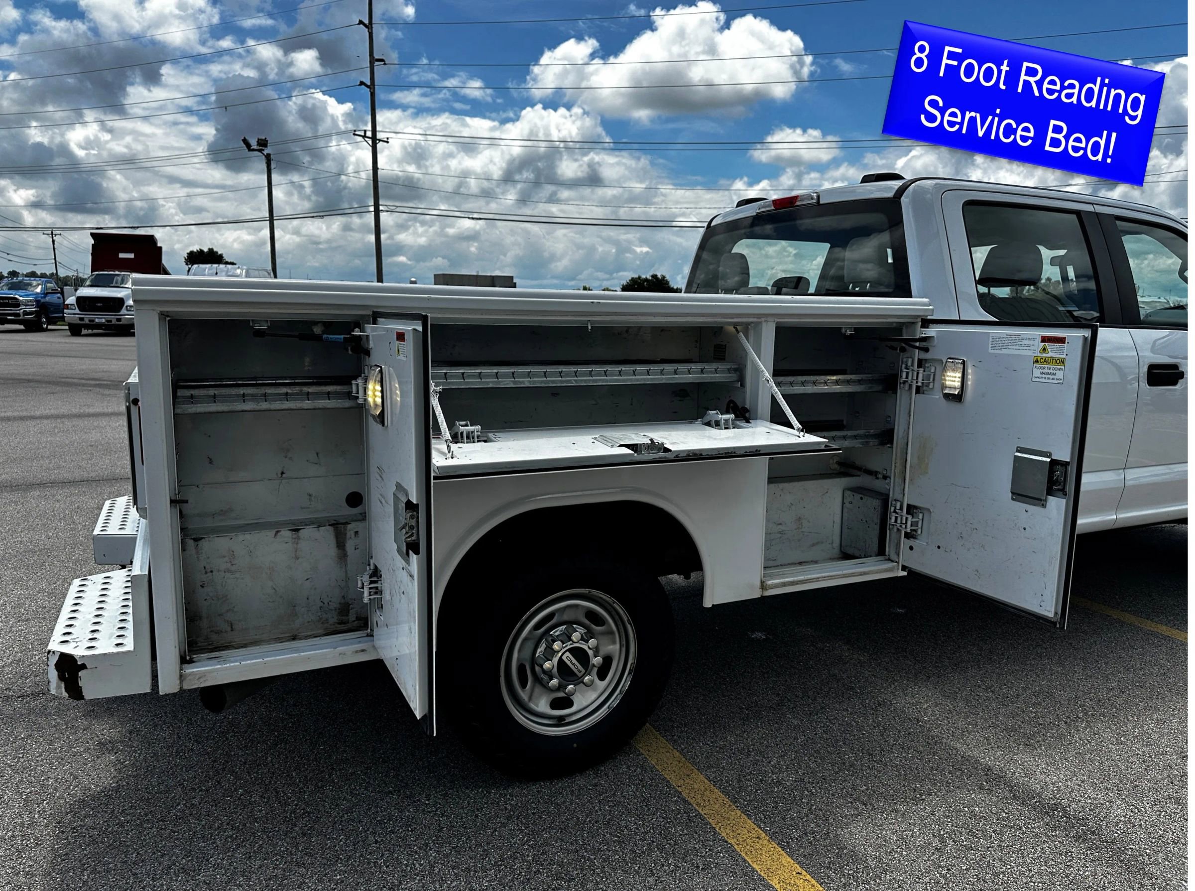 Used 2022 Ford F250 XL w/ Power Equipment Group image 2