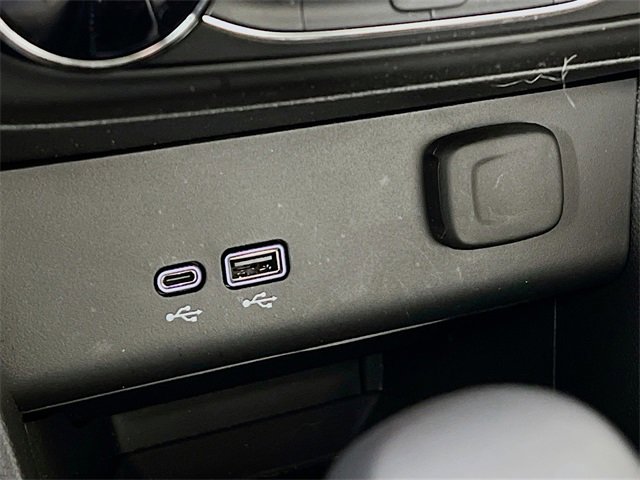 Used 2025 Buick Encore GX Preferred image 20