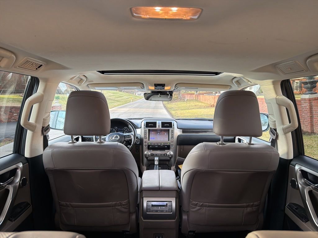Used 2021 Lexus GX 460 Premium image 29