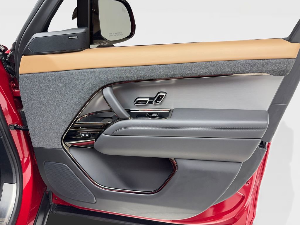 Used 2024 Land Rover Range Rover Sport Dynamic SE image 39