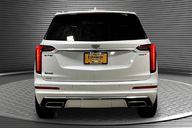 Certified 2023 Cadillac XT6 Luxury AWD/4WD image 5