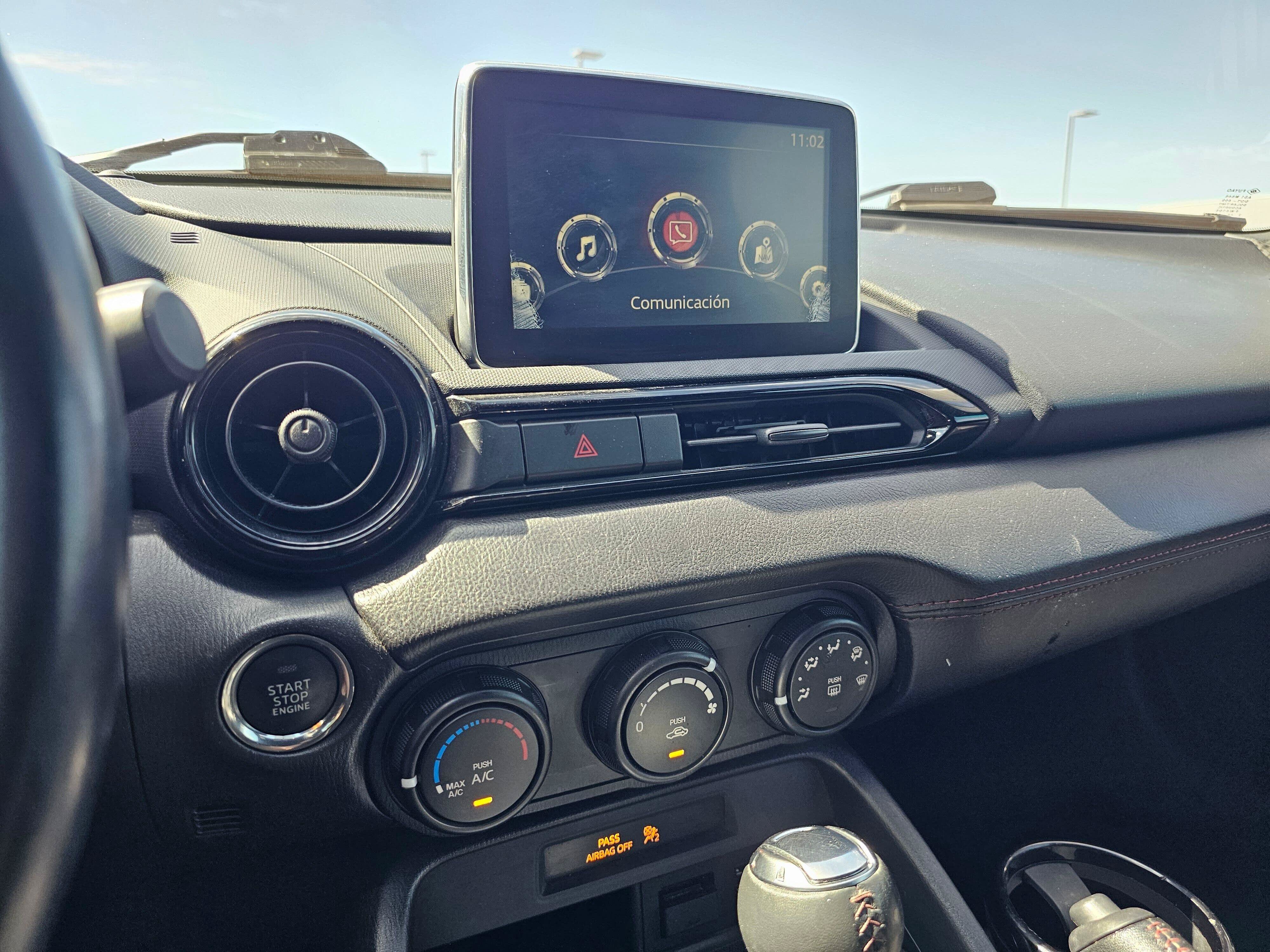 Used 2016 MAZDA MX-5 Miata Club RWD image 22