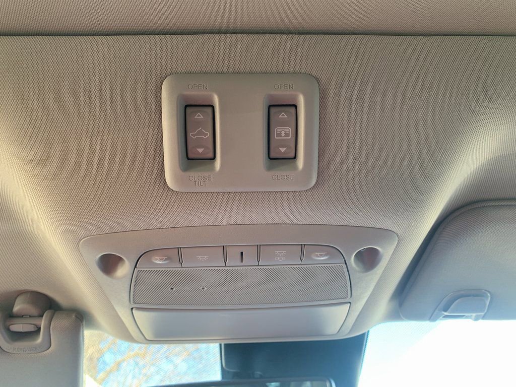 Used 2024 Nissan Murano SL image 23