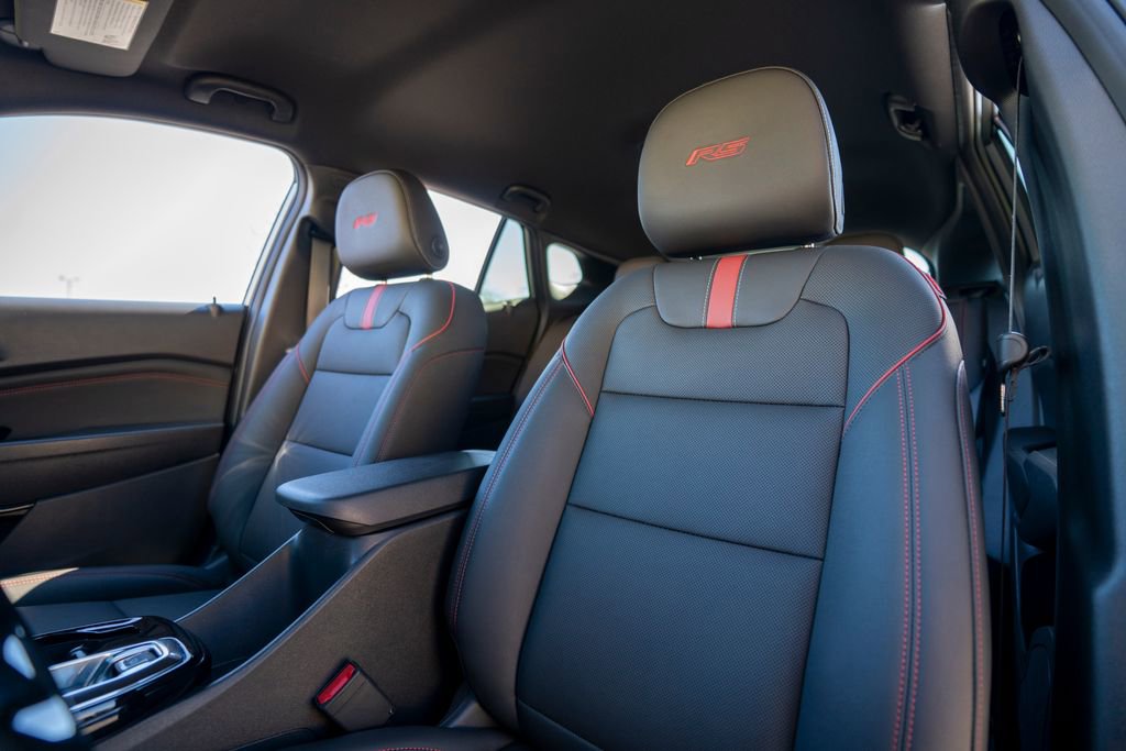 Certified 2026 Chevrolet Trax RS image 6