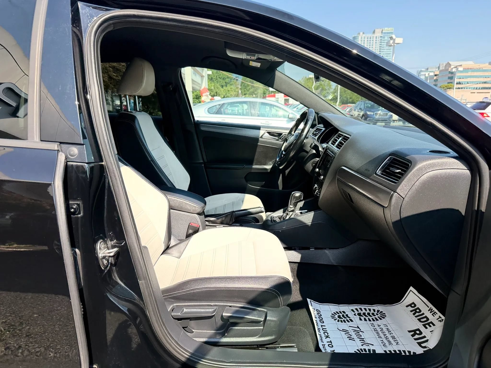 Used 2016 Volkswagen Jetta Sport FWD image 35