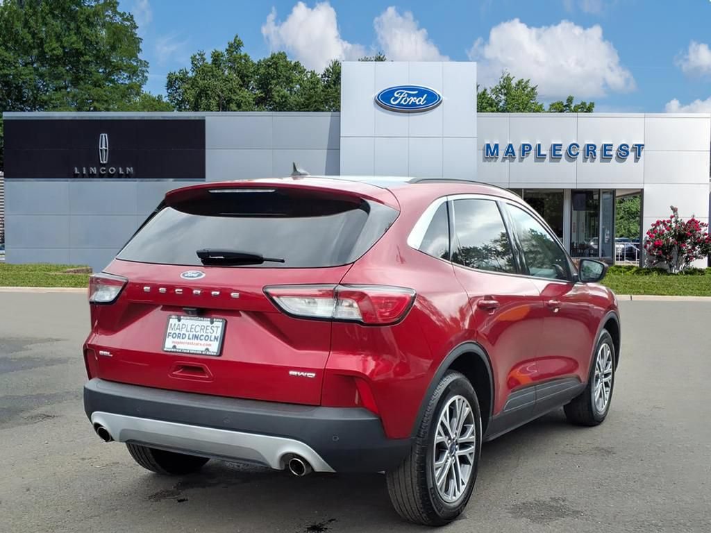 Certified 2022 Ford Escape SEL w/ Technology Package AWD/4WD image 4