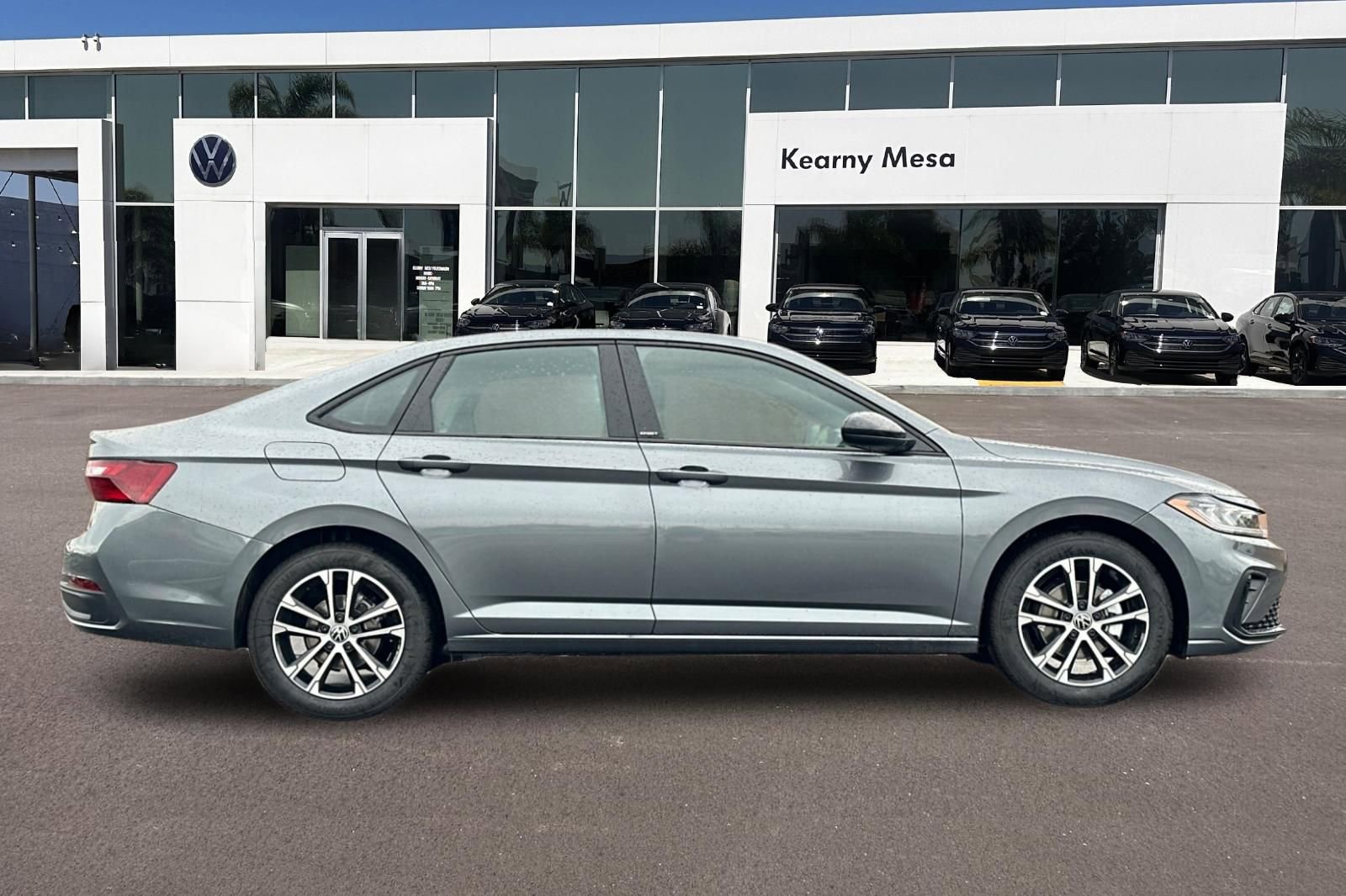 New 2025 Volkswagen Jetta Sport FWD image 3