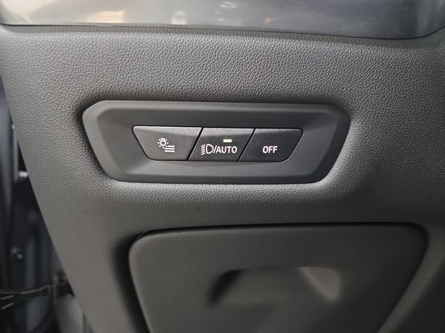 Certified 2026 BMW X6 xDrive40i AWD/4WD image 22