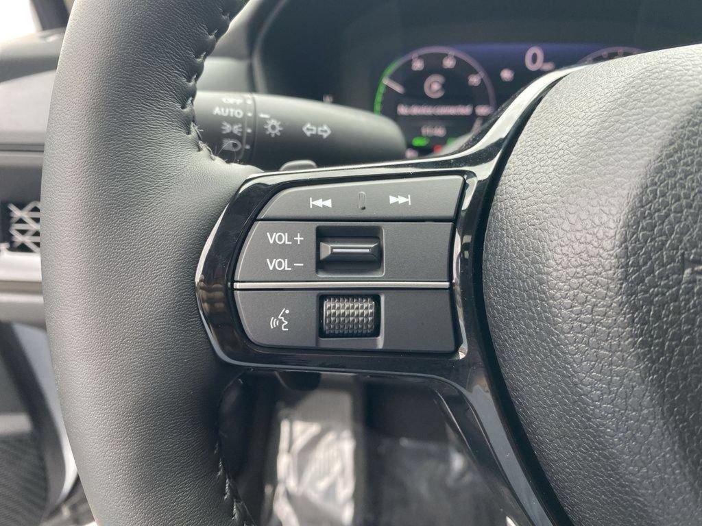 New 2025 Honda Accord Touring image 32