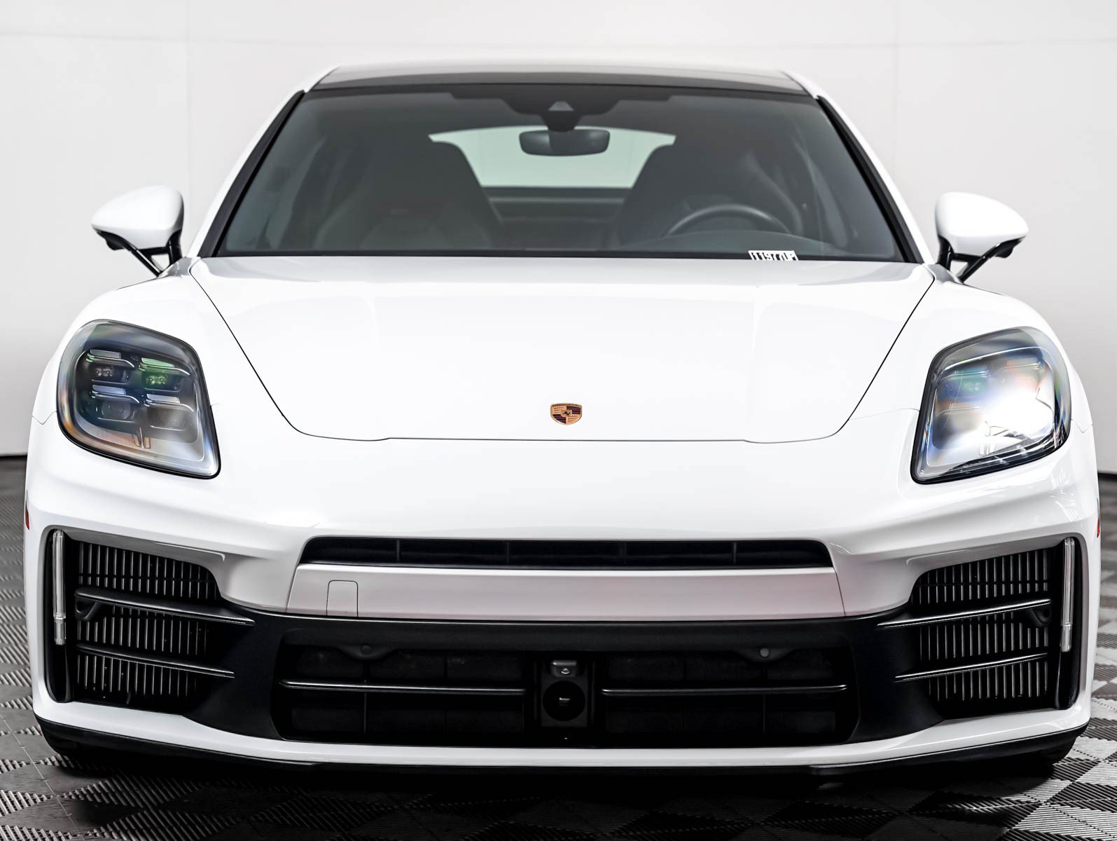 Certified 2024 Porsche Panamera RWD image 7
