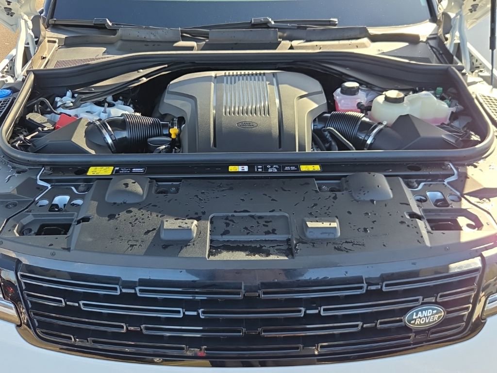 Used 2025 Land Rover Range Rover Sport Dynamic SE image 29