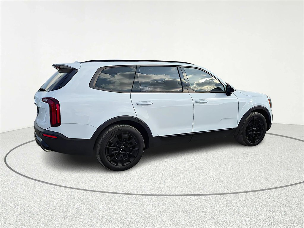 Used 2022 Kia Telluride SX w/ SX Prestige Package image 7