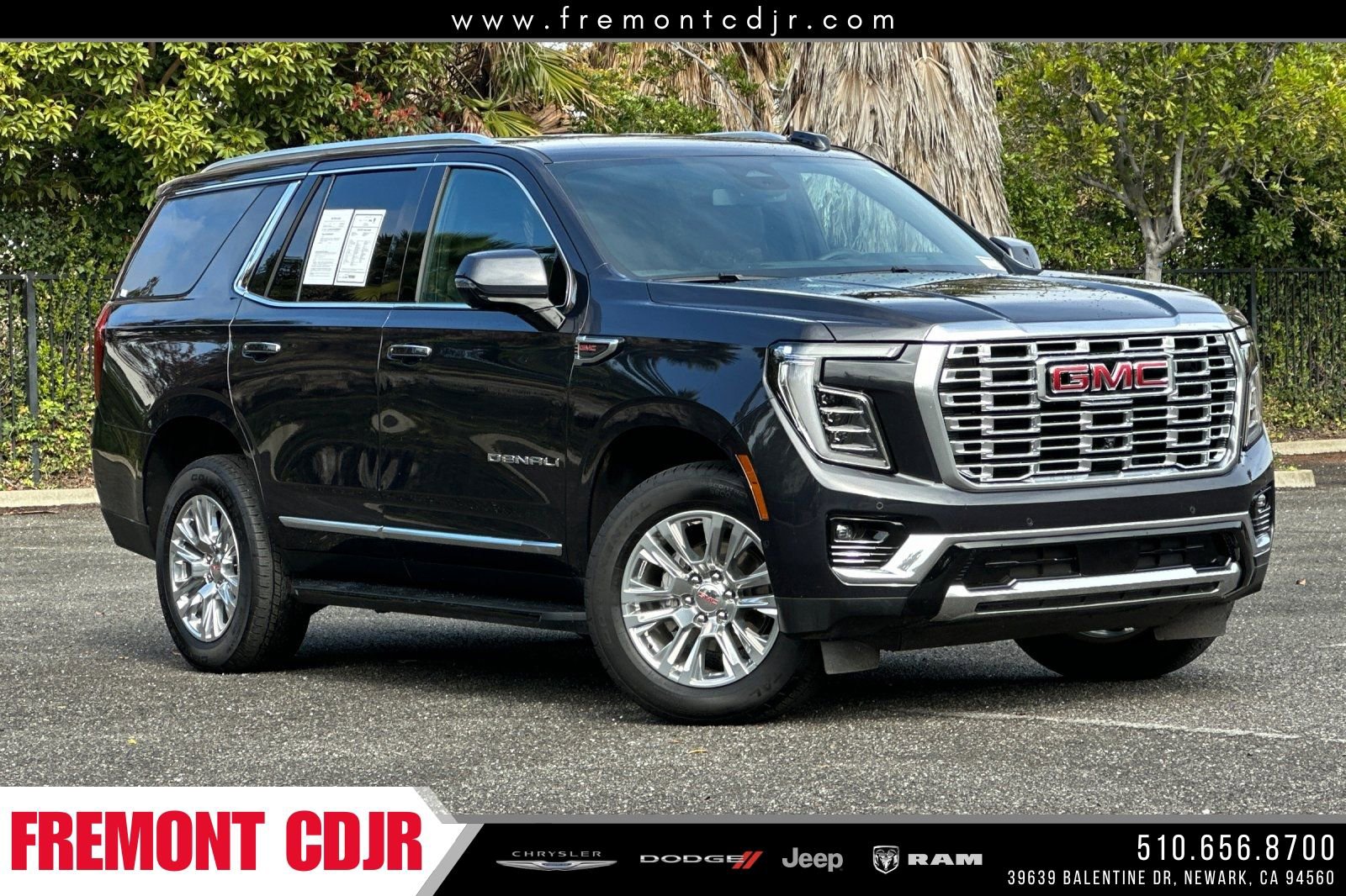 Used 2025 GMC Yukon Denali image 1