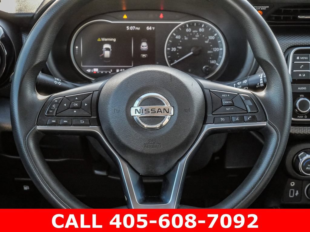 Used 2019 Nissan Kicks SV FWD image 39