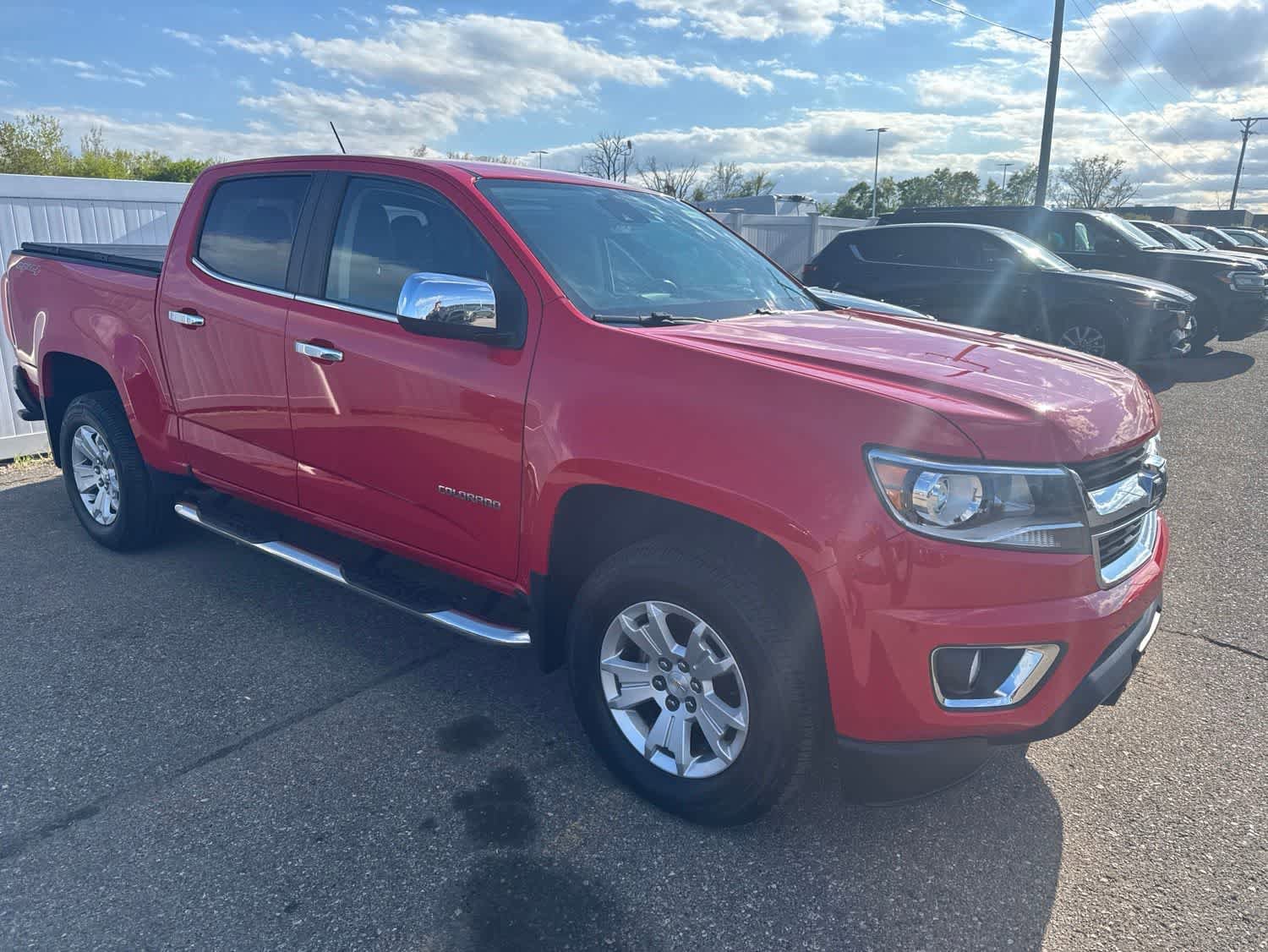 Used 2017 Chevrolet Colorado LT w/ Luxury Package, Chrome AWD/4WD image 6
