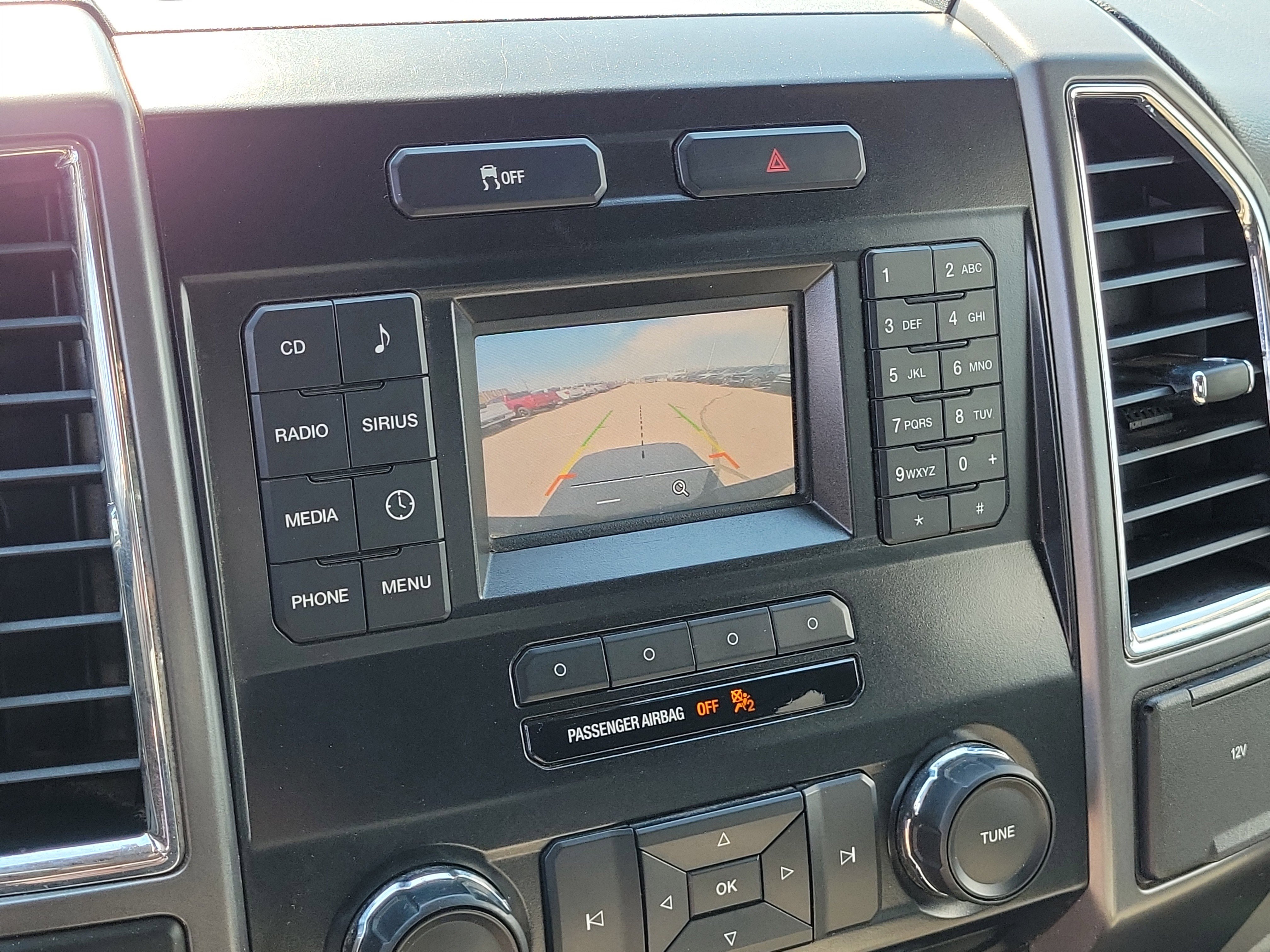 Used 2015 Ford F150 XLT w/ XTR Package image 26