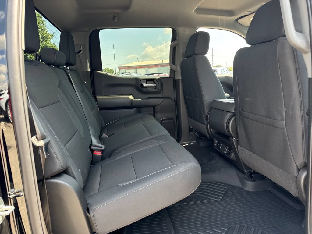 Used 2025 Chevrolet Silverado 1500 Custom Trail Boss w/ LPO, Dark Essentials Package AWD/4WD image 11