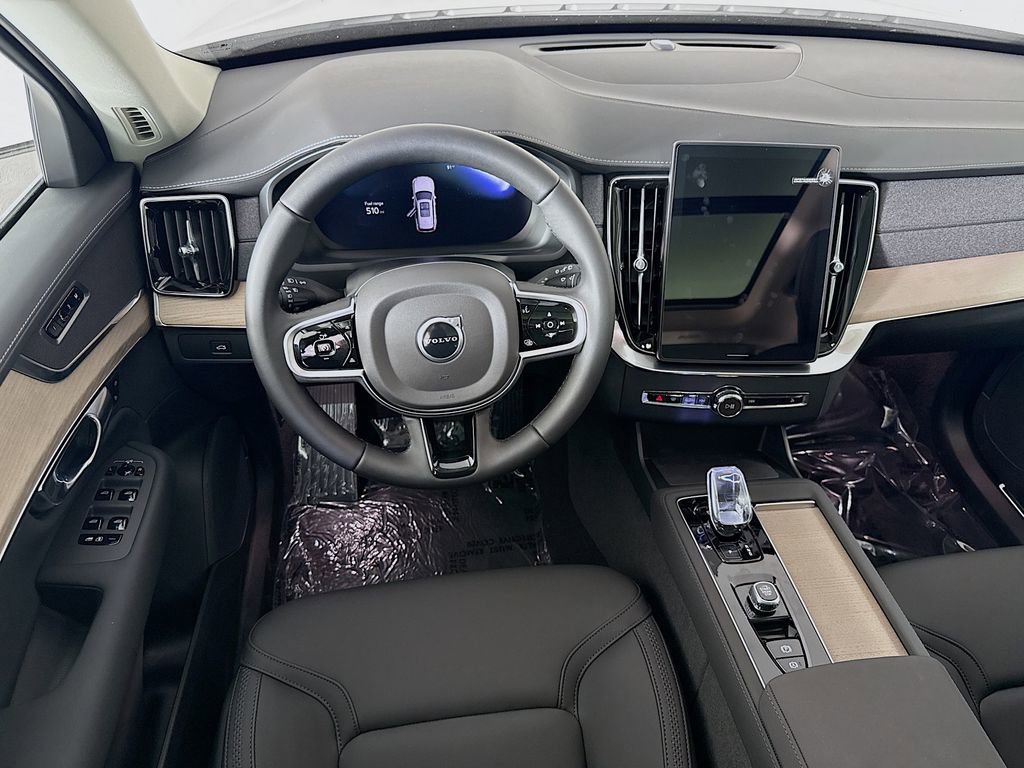New 2026 Volvo XC90 B5 Core w/ Protection Package Premier image 23